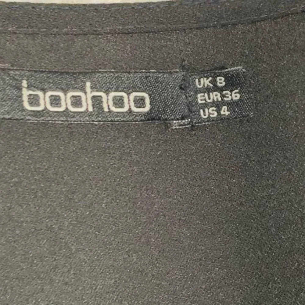 BOOHOO Floral Embroidered Long Sleeve Romper Black Size 4 - Picture 5 of 6